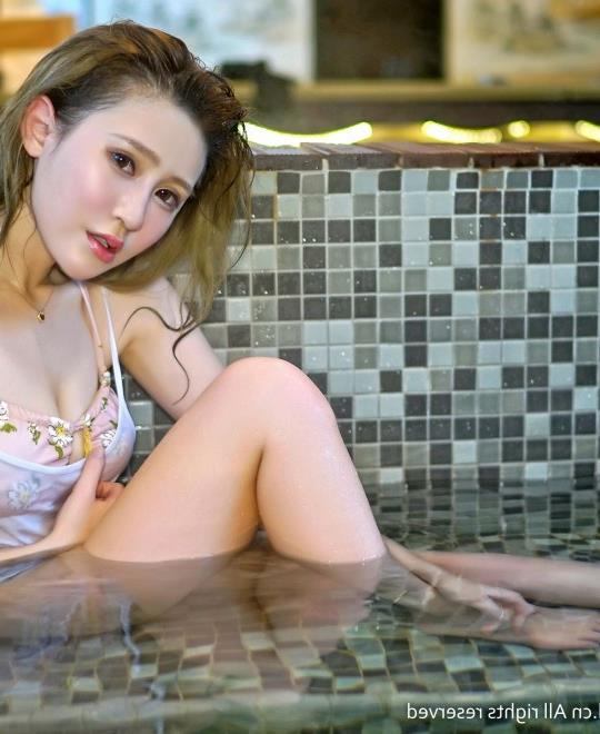 艳阳门无删照片1400还有视频
