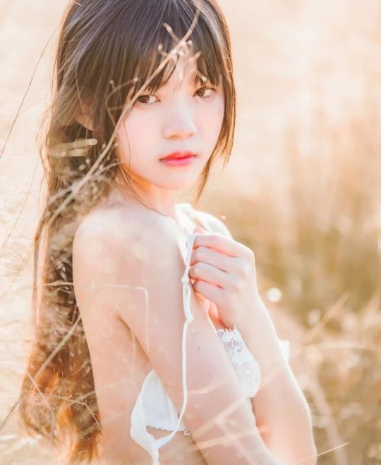 ��Ů�������������¶����